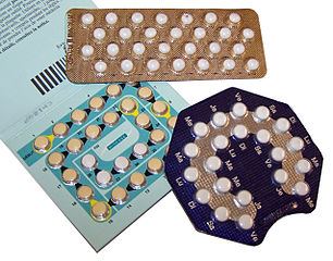 Plaquettes de pilule.jpg, foto: wikipedia.org, Ceridwen, 